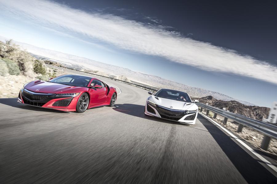  Acura NSX 2016 года  (NA) (фото 43 из 286)